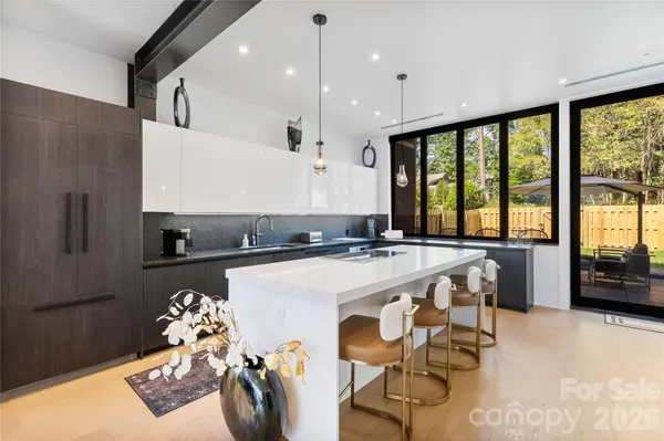 5447 Topping PL #101, Charlotte, NC 28209