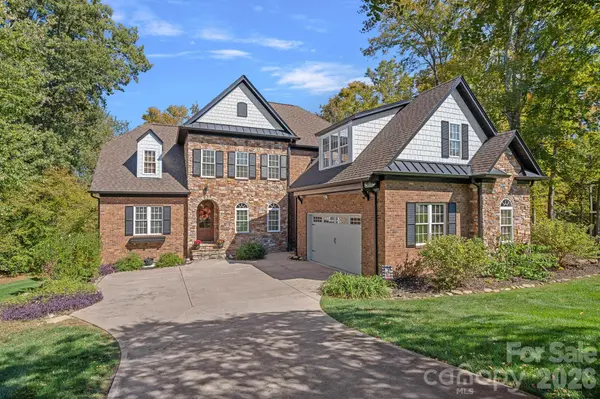 7809 Oak Haven LN, Stanley, NC 28164