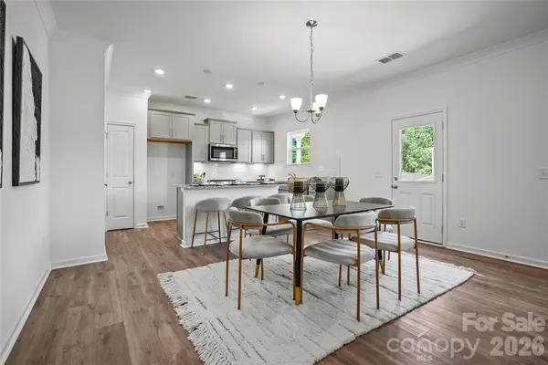 5704 Stewarts Landing RD, Charlotte, NC 28215
