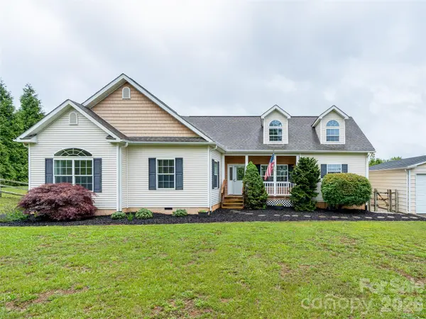 300 Welch DR, Alexander, NC 28701