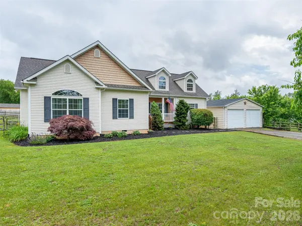 300 Welch DR, Alexander, NC 28701
