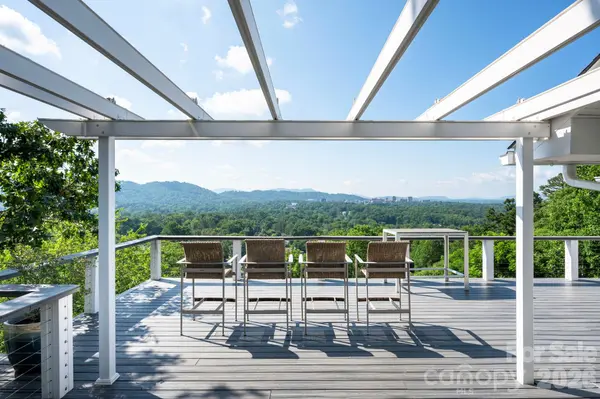 38 Lookout RD, Asheville, NC 28804