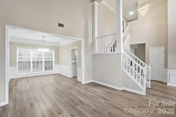 7711 Taymouth LN, Charlotte, NC 28269