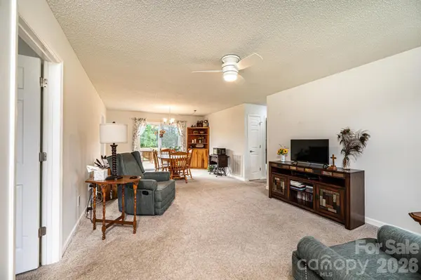 495 Drumstand RD, Stony Point, NC 28678