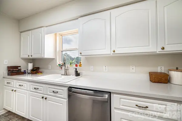 495 Drumstand RD, Stony Point, NC 28678