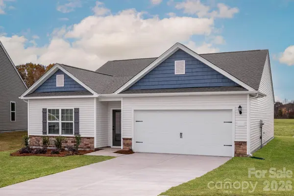 3434 Robindale DR, Winston Salem, NC 27107