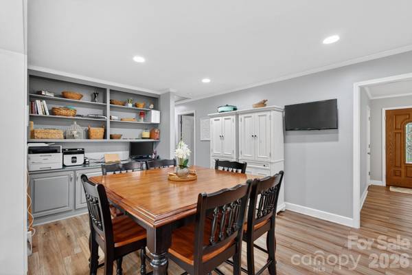 1172 Rainbow CIR, Catawba, SC 29704