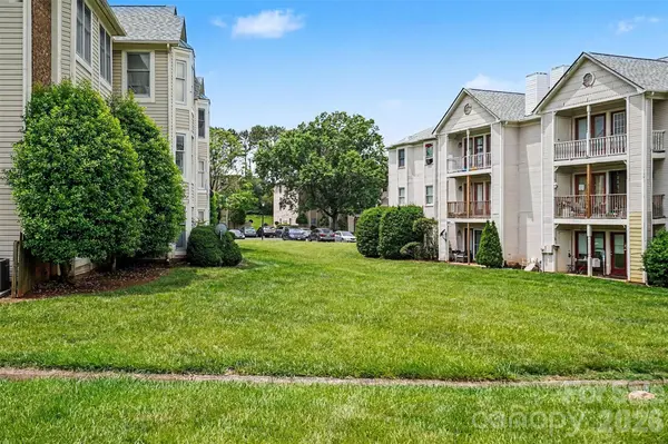 6223 Rosecroft DR #3, Charlotte, NC 28215