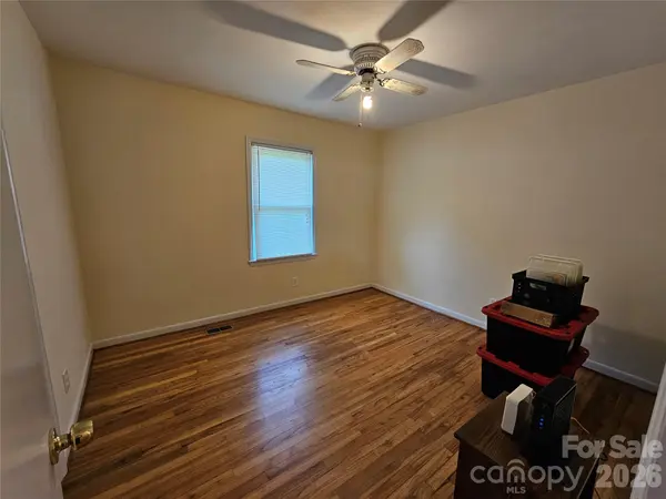 2086 Knight RD, Lancaster, SC 29720