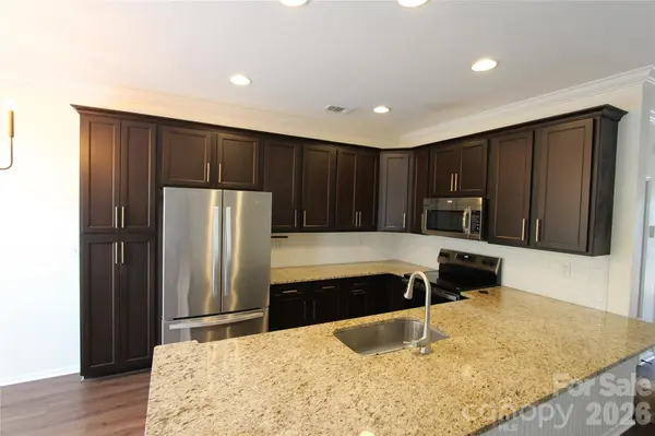 626 Fountain CT, Fort Mill, SC 29715