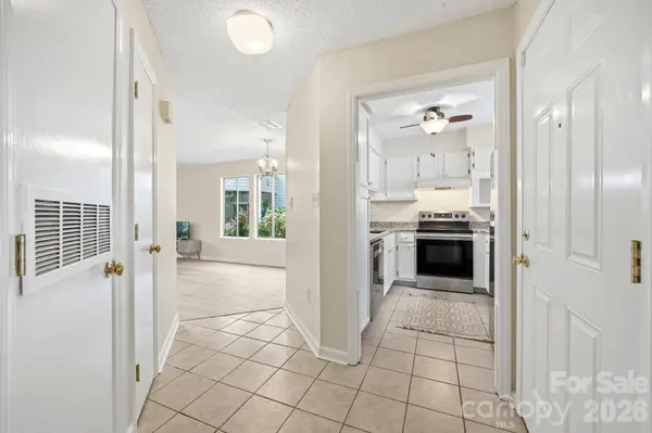 2500 #A Stradbrook DR, Charlotte, NC 28210