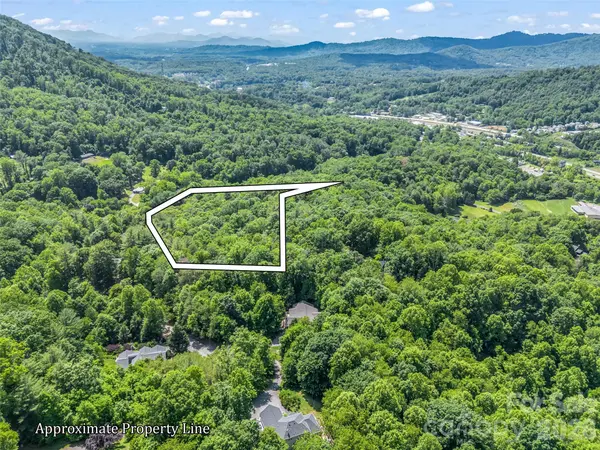 21 Wits End TRL, Swannanoa, NC 28778