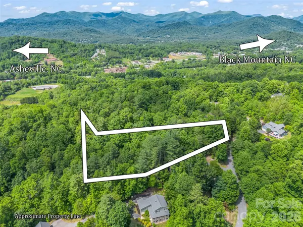 21 Wits End TRL, Swannanoa, NC 28778