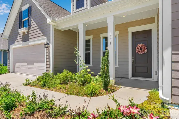 8091 Woodline LN, Denver, NC 28037