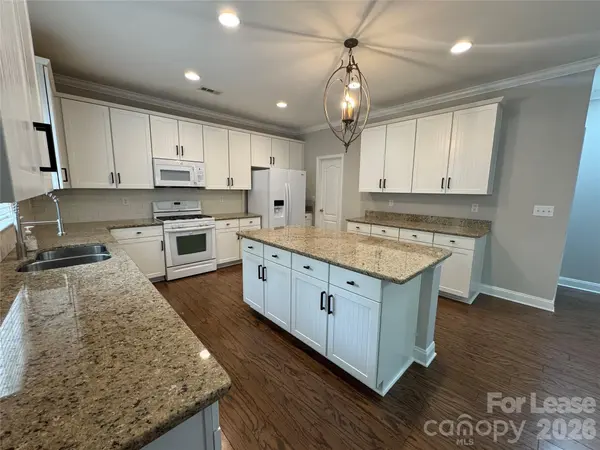 10921 Rousay RD, Charlotte, NC 28278
