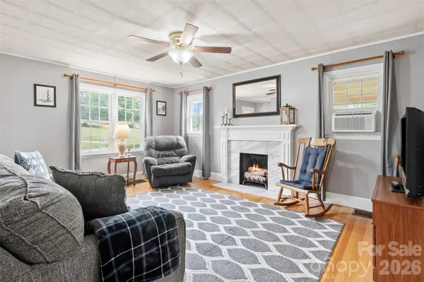 314 Old Leicester HWY, Asheville, NC 28806
