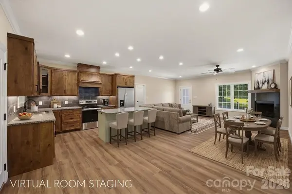 107 Meadow View ST, Morganton, NC 28655