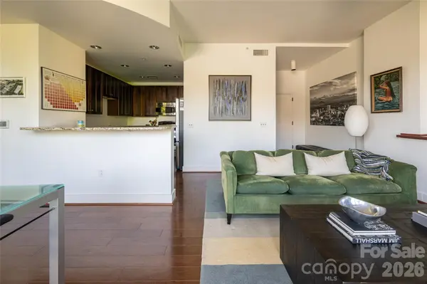 60 unit #302 N Market ST, Asheville, NC 28801