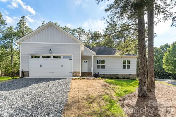 185 Shagbark CT, West End, NC 27376