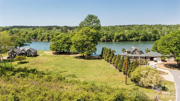 1404 Hart RD, Charlotte, NC 28214