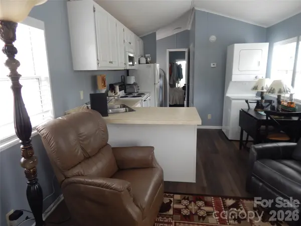 219 Pike PT, Waynesville, NC 28785