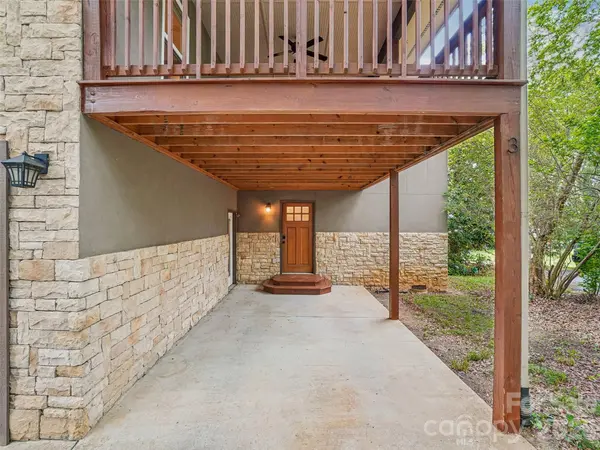 3 Delaware AVE, Asheville, NC 28806