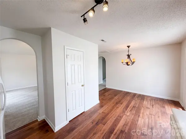 1841 Mission Oaks ST, Kannapolis, NC 28083