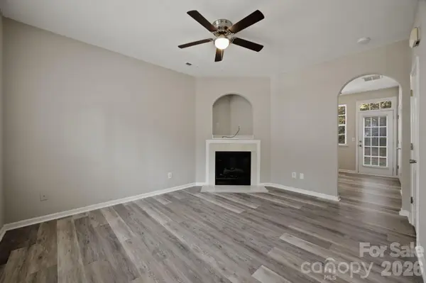 6123 Dane DR, Dallas, NC 28034