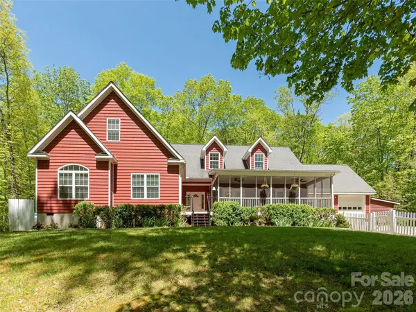166 Virginia Brock RD, Lake Toxaway, NC 28747