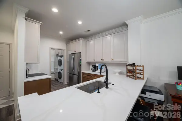 18736 Nautical DR #202, Cornelius, NC 28031