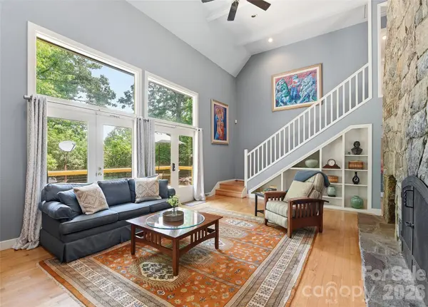 3091 US 441 HWY S, Sylva, NC 28779