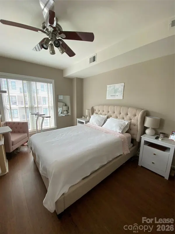 718 W Trade ST #707, Charlotte, NC 28202
