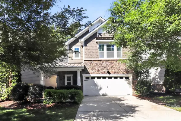4540 Blackmuir Wood CIR, Charlotte, NC 28270