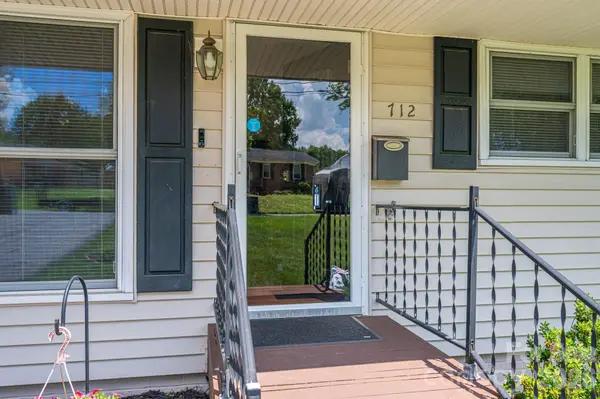 712 Crestwood AVE, Gastonia, NC 28054