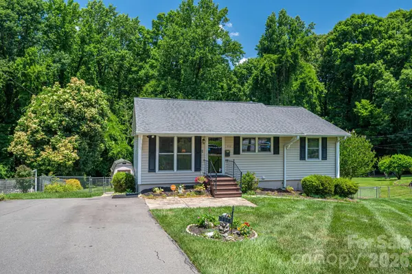 712 Crestwood AVE, Gastonia, NC 28054