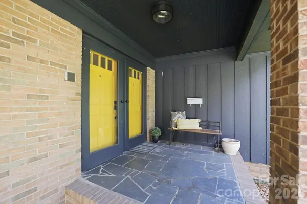 3034 Eastburn RD, Charlotte, NC 28210