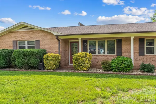 5305 Icard Ridge RD, Hickory, NC 28601
