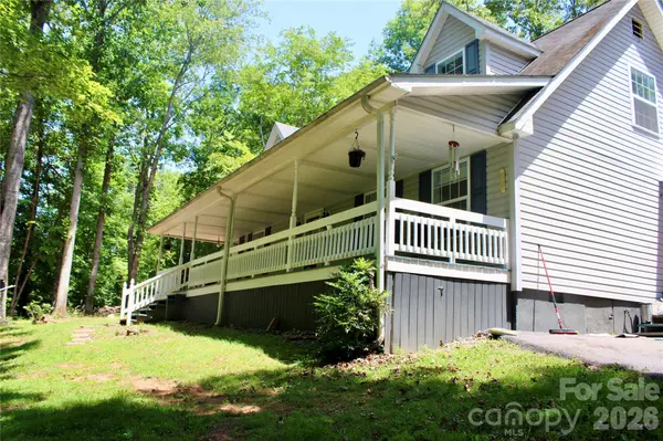 386 Groves RD, Union Mills, NC 28167