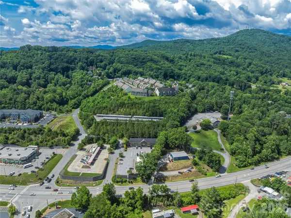 9 Fallen Spruce DR, Asheville, NC 28806