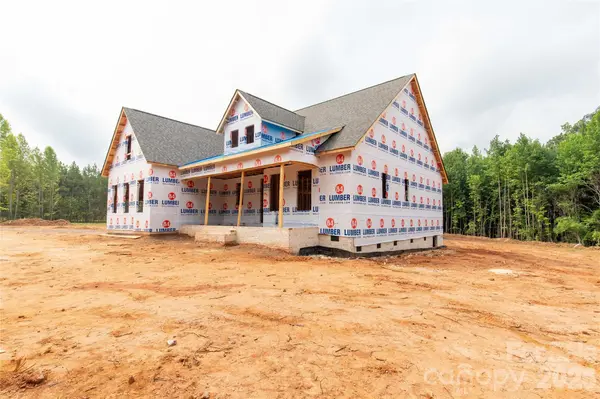 1032 Patrick RD, Gastonia, NC 28056