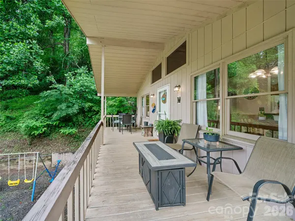 839 Mckinney RD, Burnsville, NC 28714