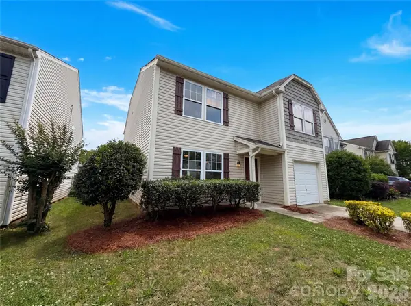 2534 Stream Bank DR, Charlotte, NC 28269