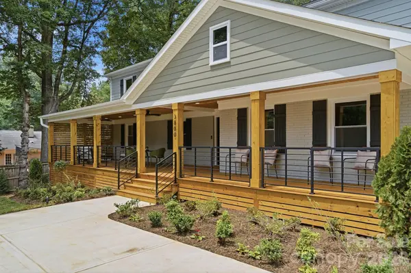 3800 Lovett CIR, Charlotte, NC 28210
