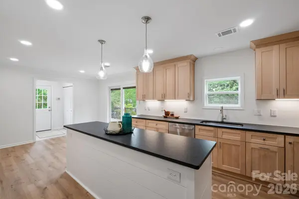 7553 Katherine DR, Denver, NC 28037