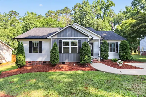 216 Hillside AVE SW, Concord, NC 28025