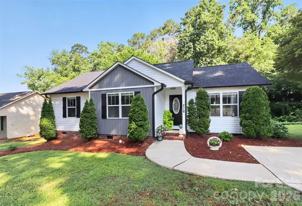 216 Hillside AVE SW, Concord, NC 28025