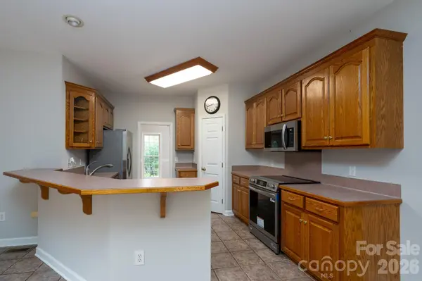 2116 Quail DR NW, Concord, NC 28027