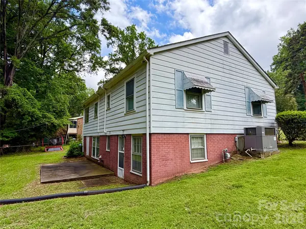 5057 Erickson RD, Charlotte, NC 28208
