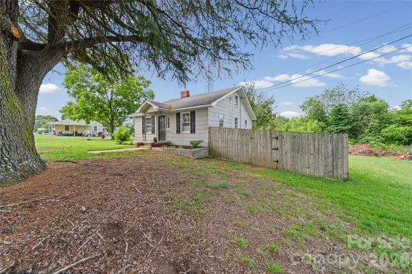 1501 Highland AVE, Albemarle, NC 28001
