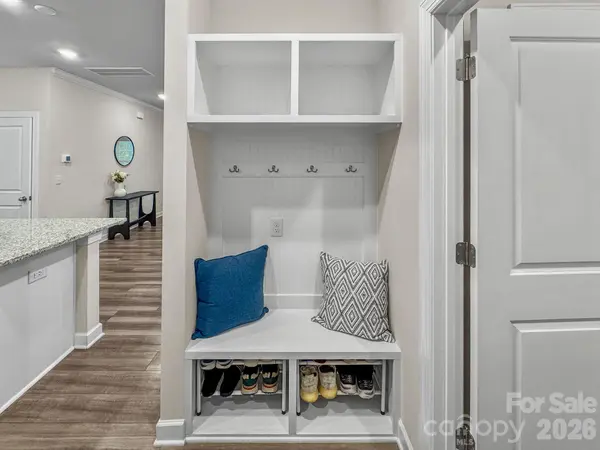 605 Cedar Knoll CIR, Pineville, NC 28134